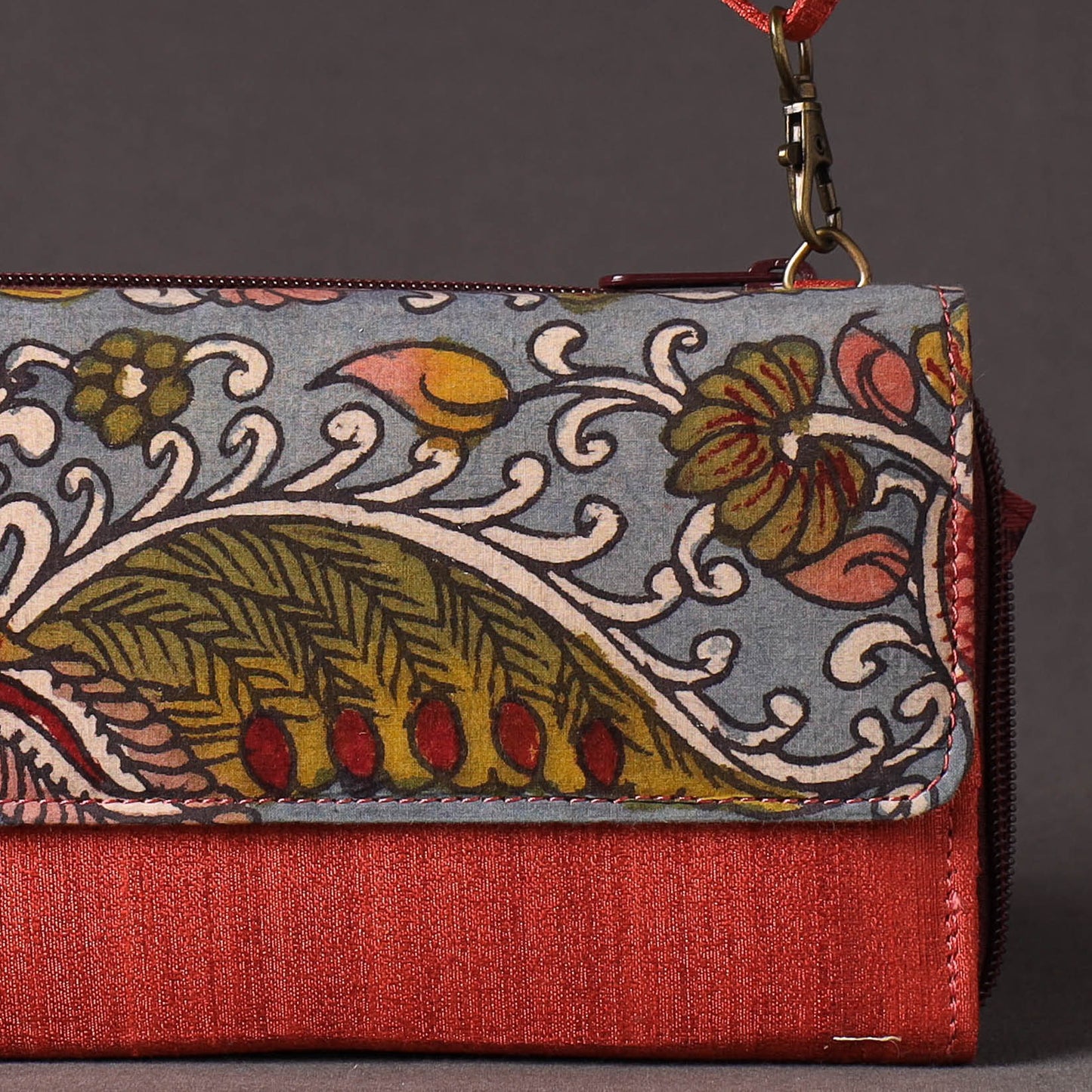 kalamkari clutch