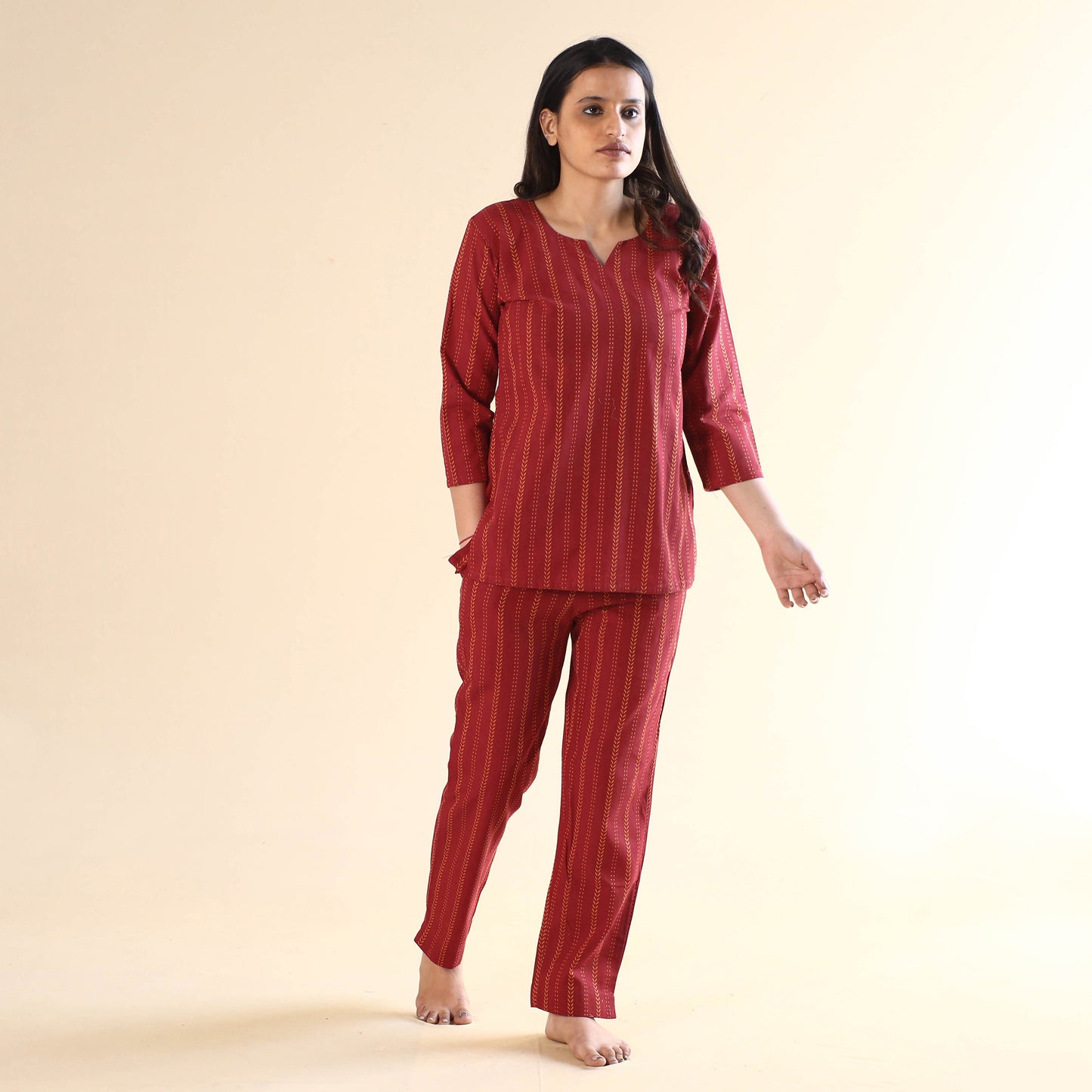 Red jacquard cotton top & pyjama night suit set