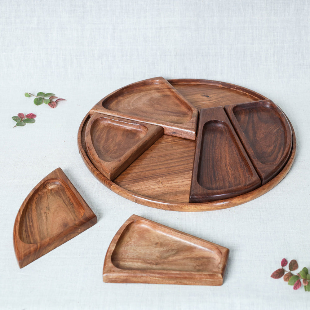 Special Sheesham Wood Segmented Snacks Platter / Serving Tray