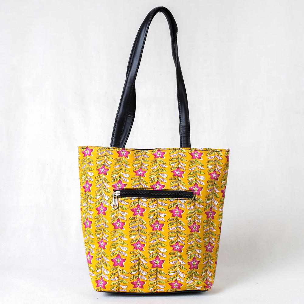 screen print shoulder bag