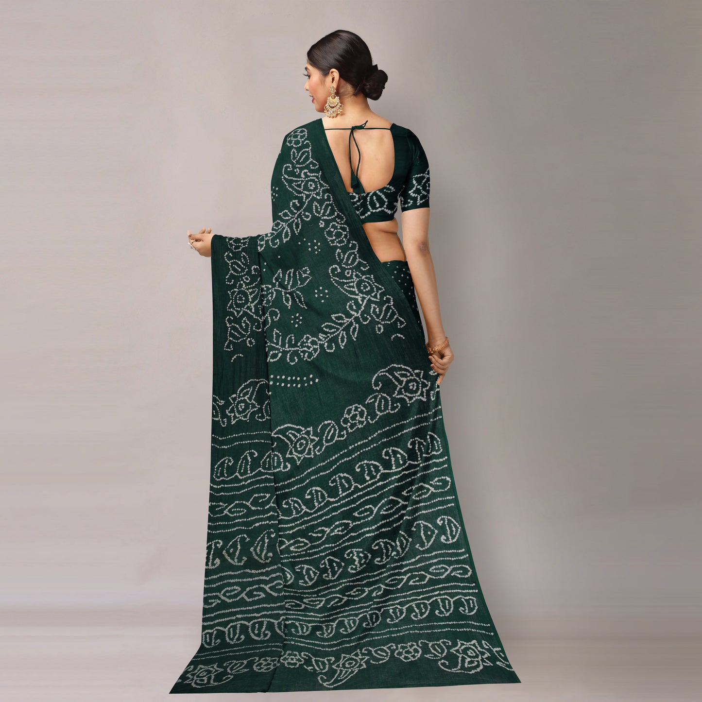 Green - Kutch Bandhani Tie-Dye Cotton Saree with Blouse Piece