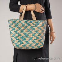 water hyacinth shoulder bag