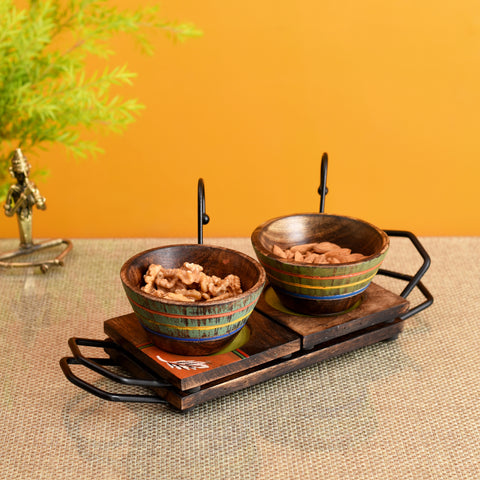 tray with bowls 