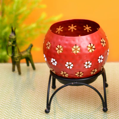 Red Polka Tealight in Round Shape with Metal Stand
