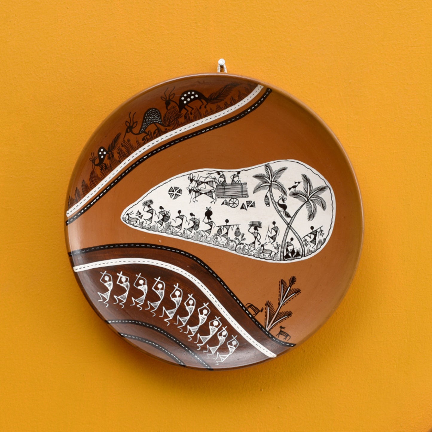 Earthen Plate Wall Decor