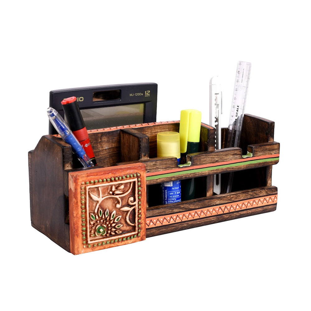 wooden pen stand 