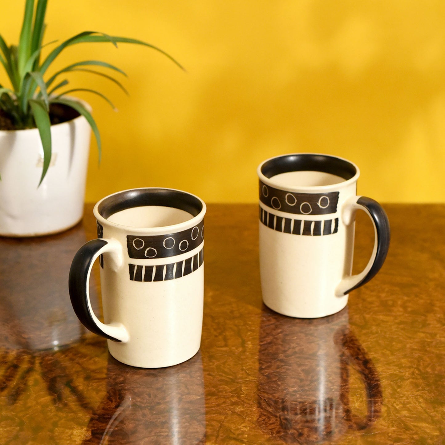 Mug Ceramic Black Polka (Set of 2) (4x3x4)