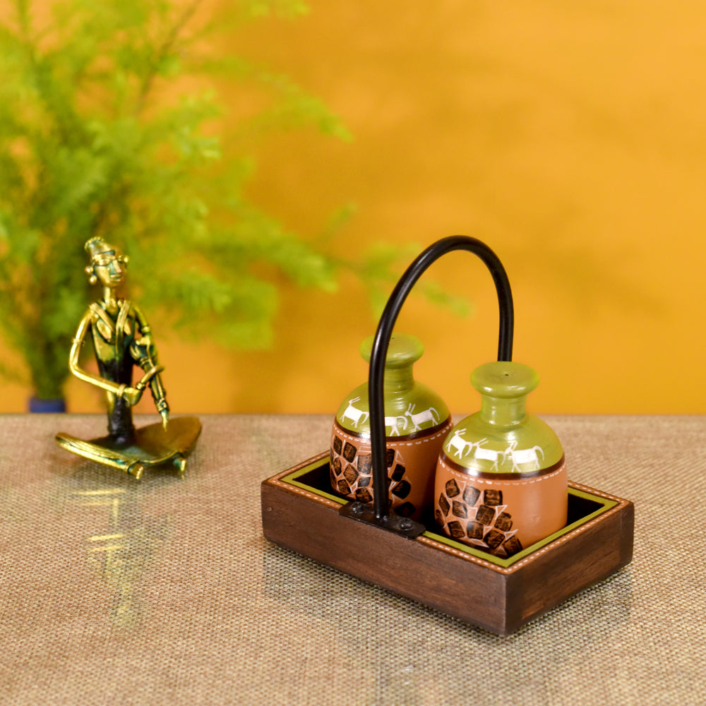 Asmi Earthen Salt n Pepper Shaker in Wood Tray