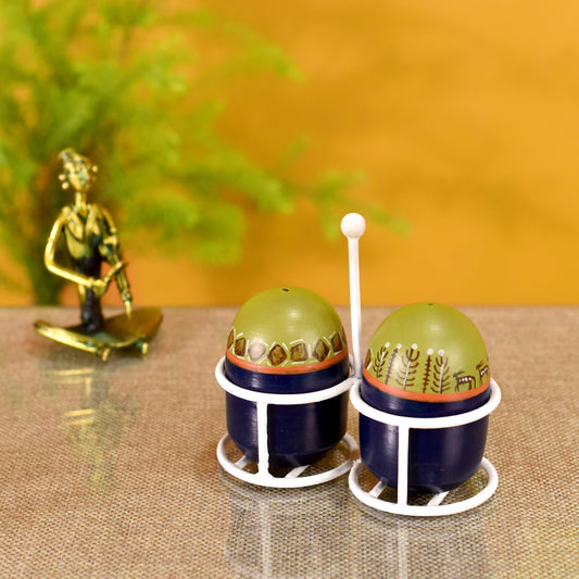 Oggy Salt n Pepper Dispensers with Metal Stand