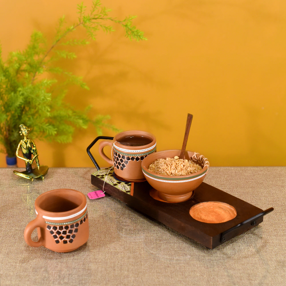 tray with bowls 