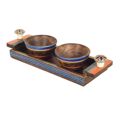tray with bowls 