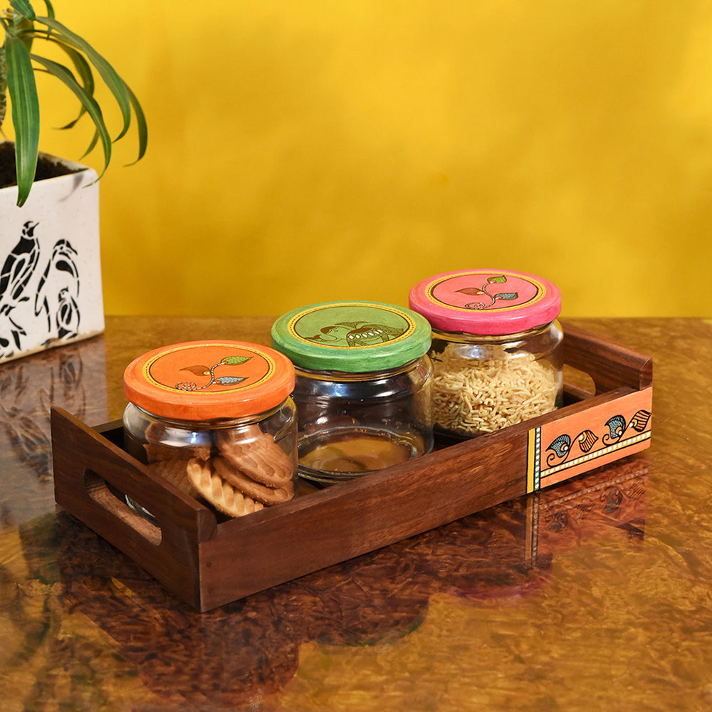 tray with jars 