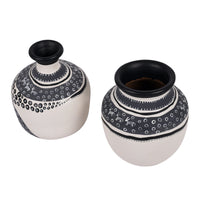 Vase Earthen White Warli (Set of 2) (5.4x4/5.5x4.5)