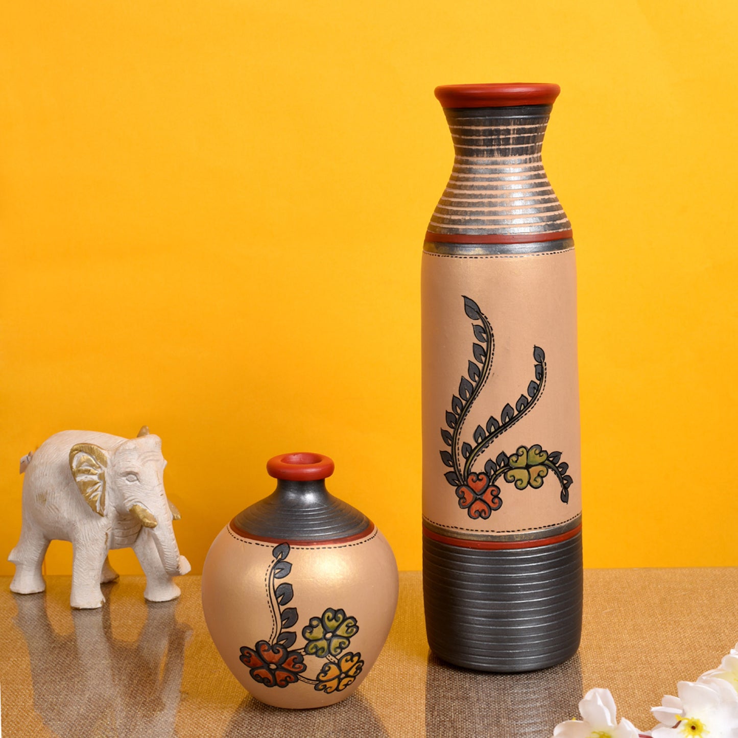 Vase Earthen Simmer Gold Madhubani (Set of 2)