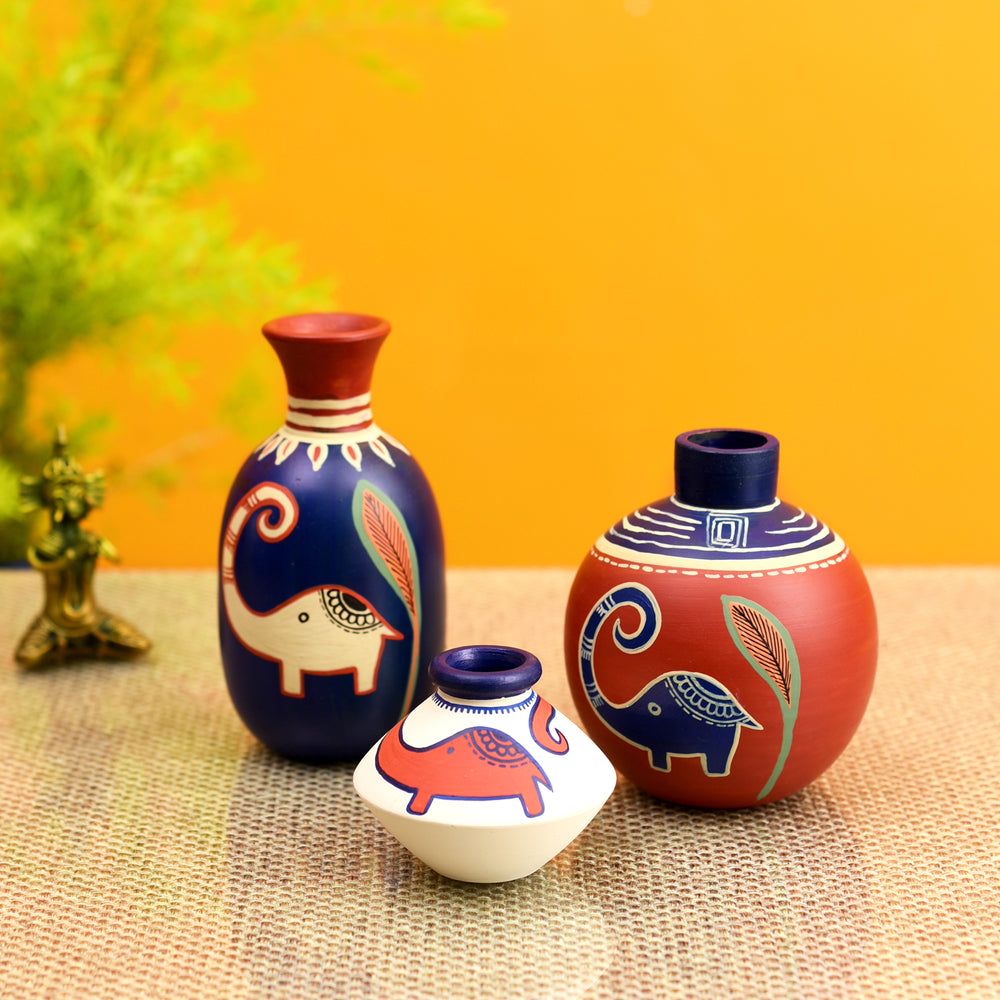 terracotta vases