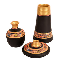 madhubani vases