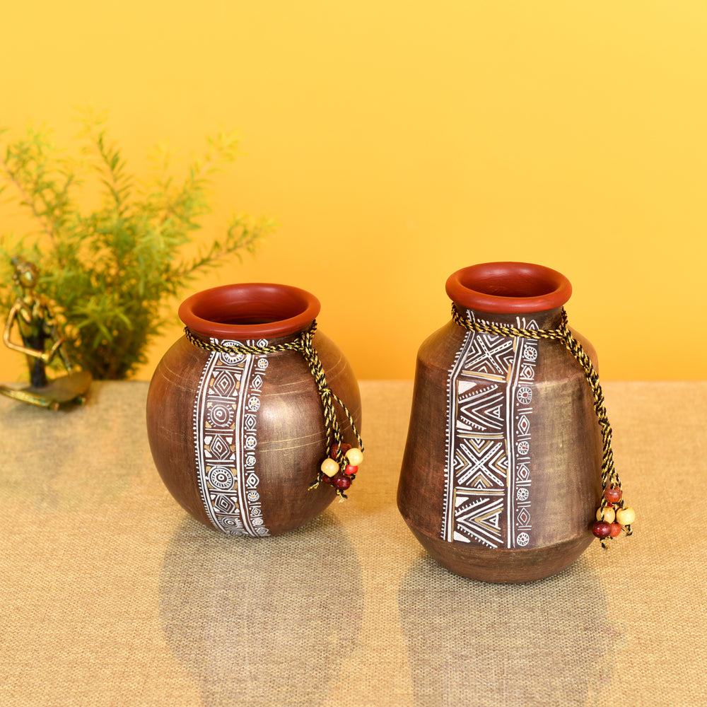 terracotta vases