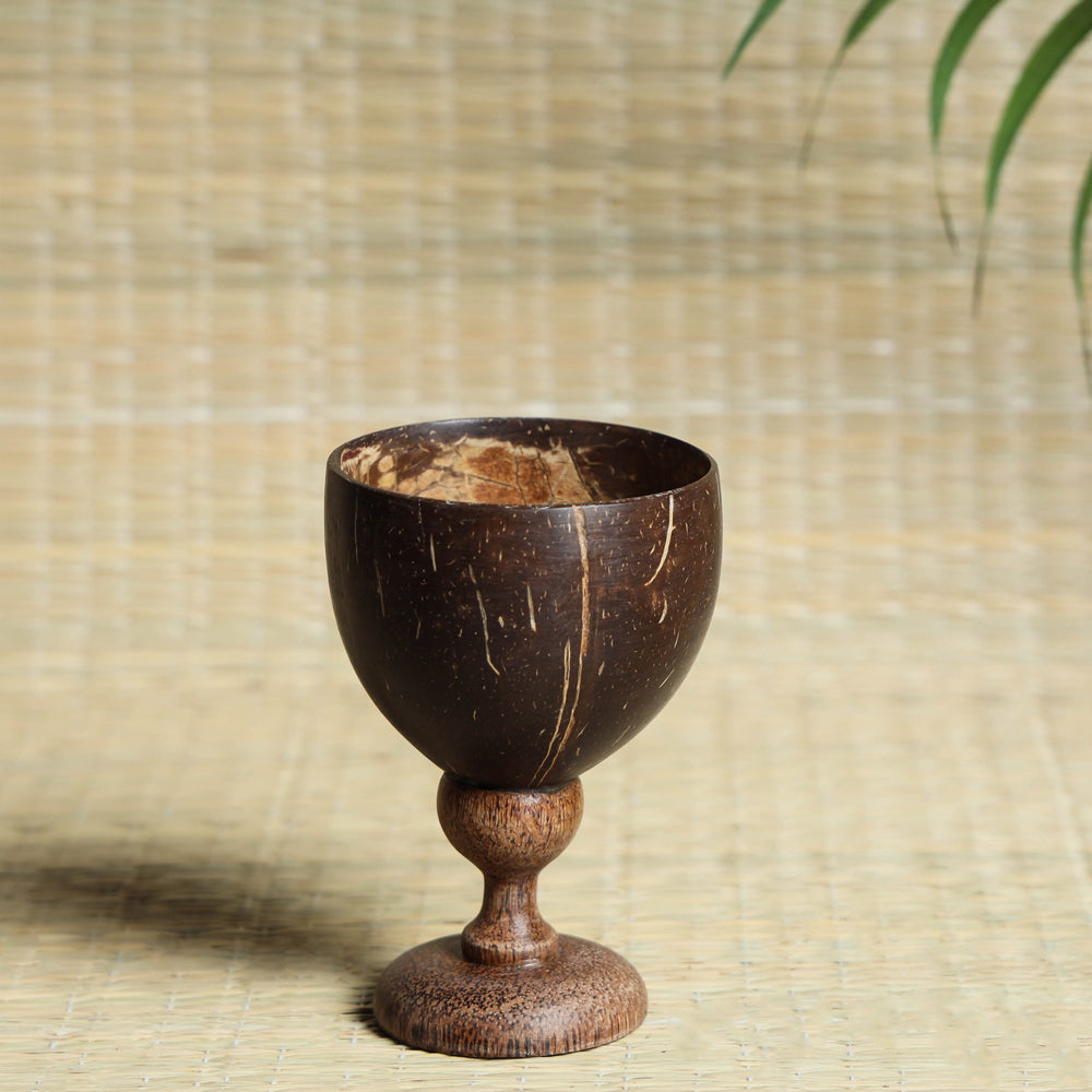  Brown Hand Carved Coconut Wood Ice Cream Cup