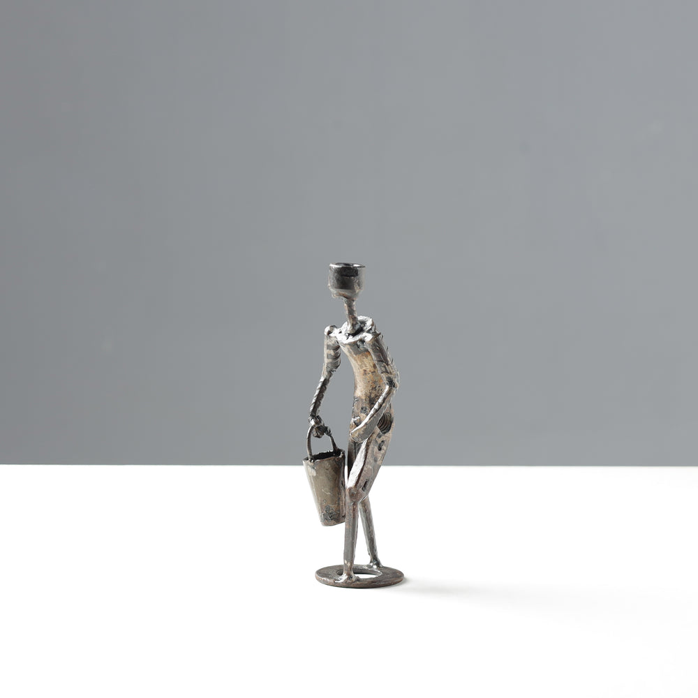 man metal sculpture