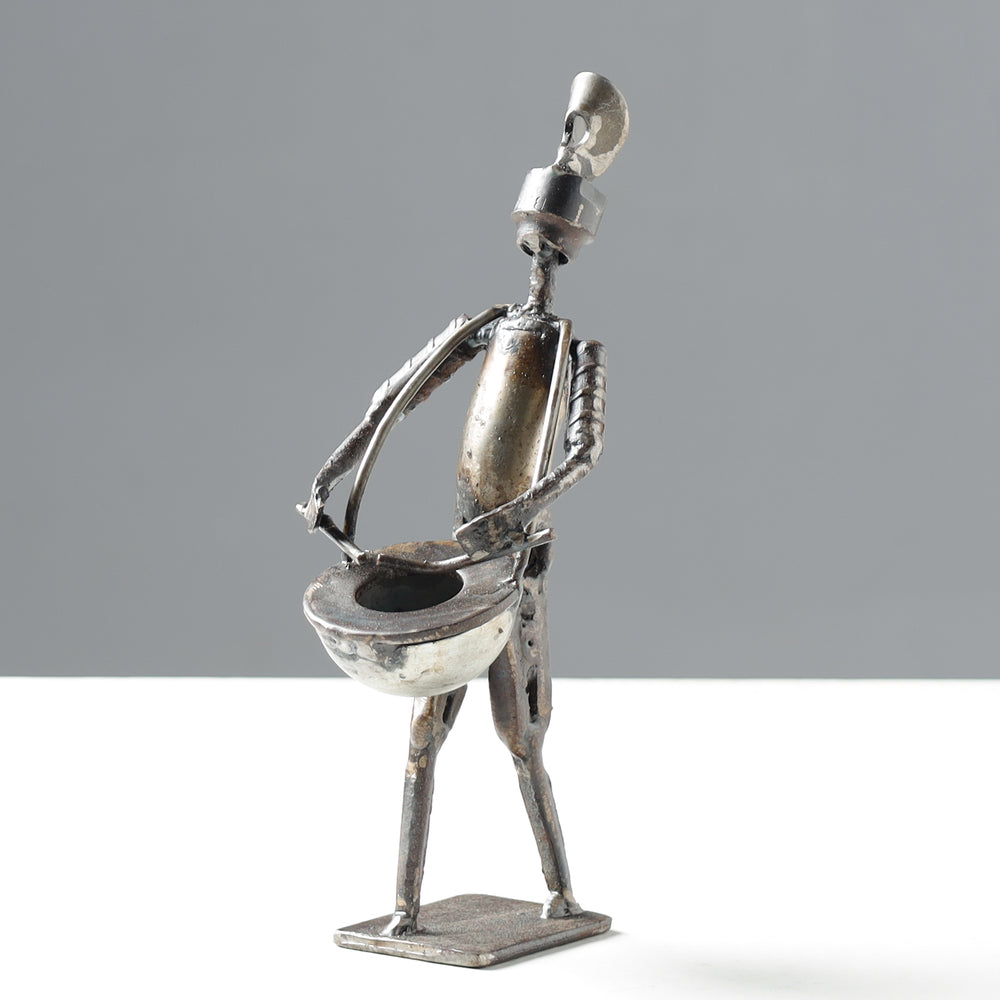 man metal sculpture