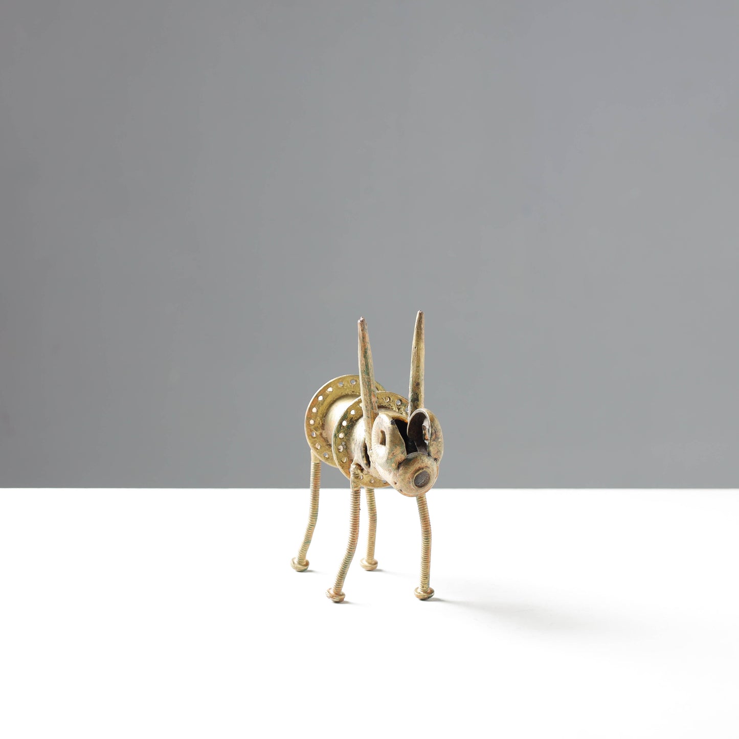 metal bull sculpture