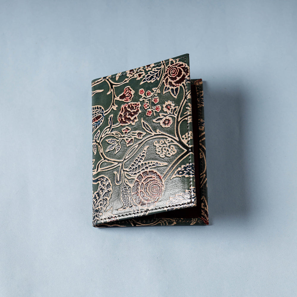 leather passport cover 