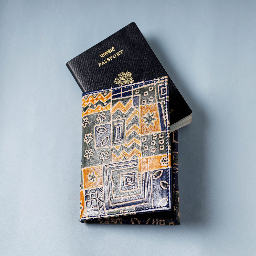 leather passport cover 