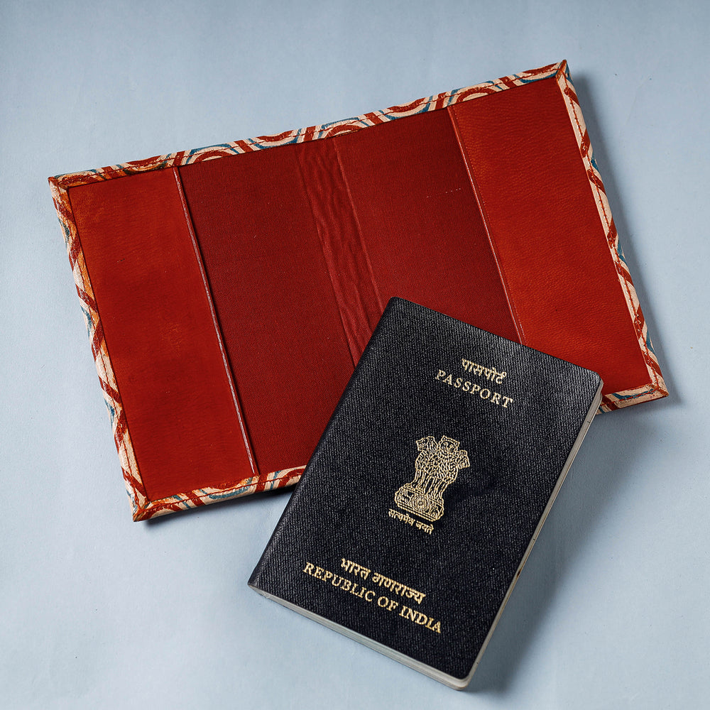 leather passport cover 