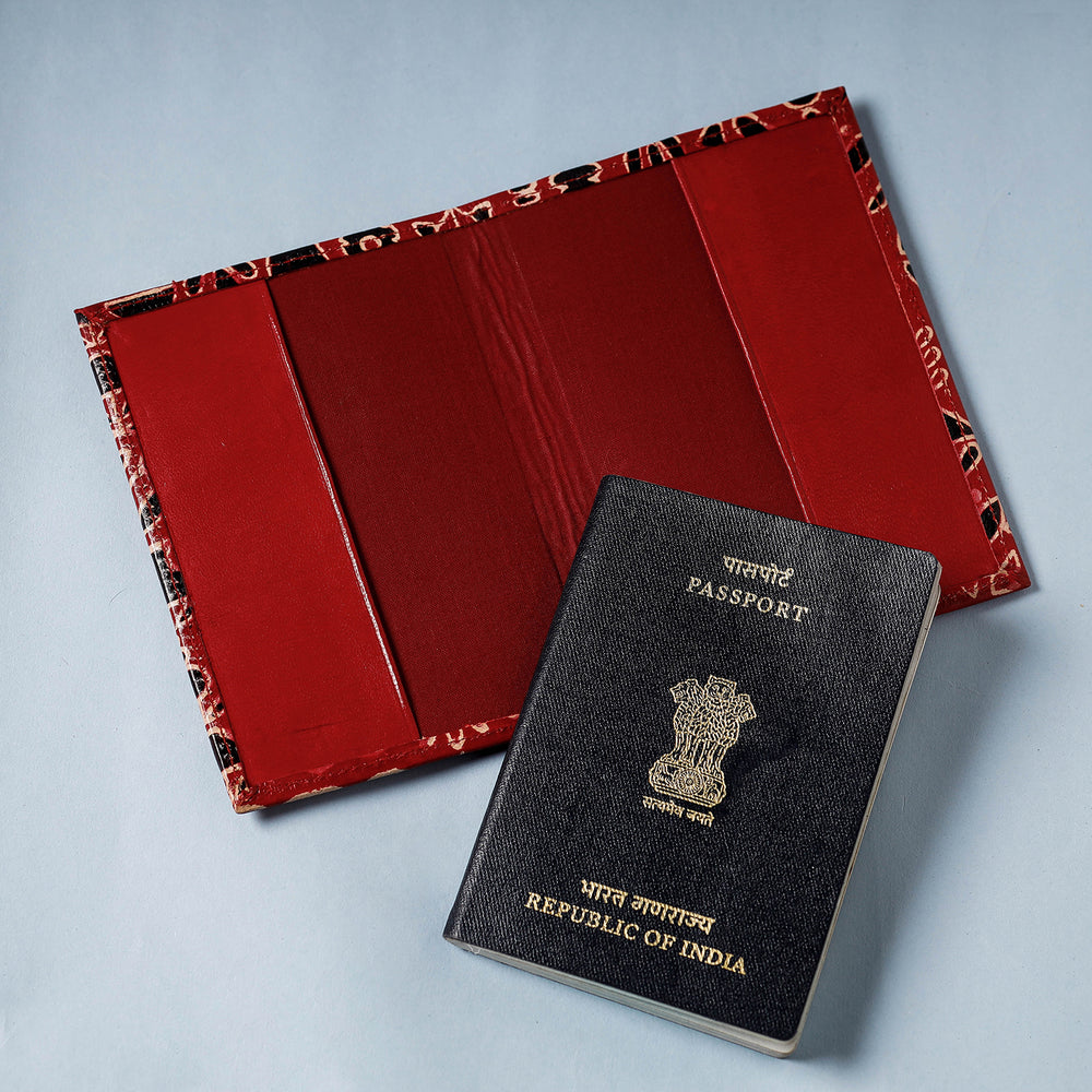 leather passport cover 