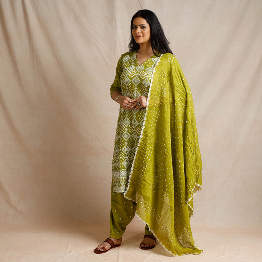 Green - Bandhani Cotton Kurta with Salwar & Dupatta Set