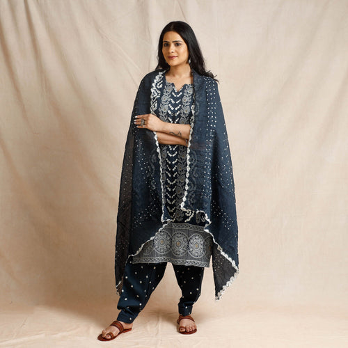 bandhani kurta set