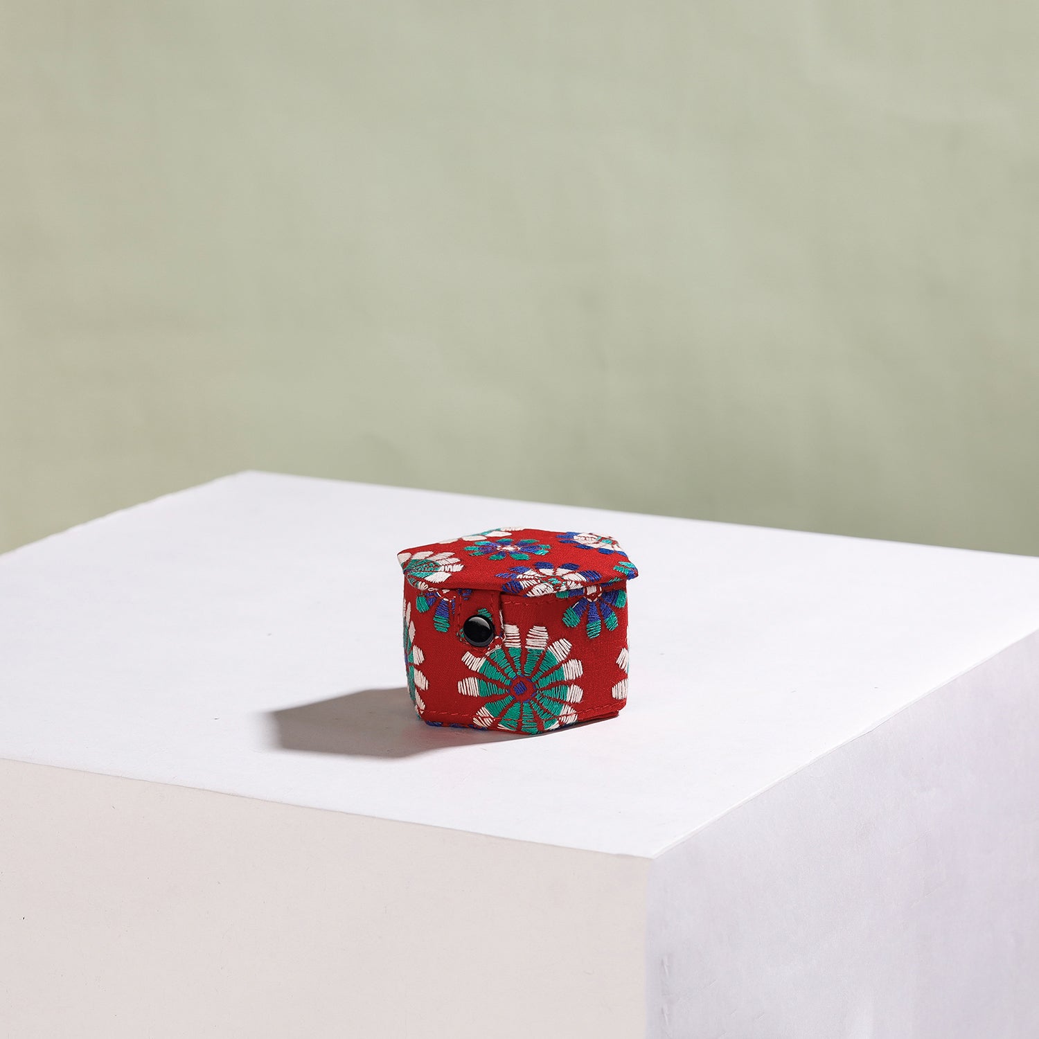  Bengal Kantha Work Handcrafted Hexagon Jewelry Box (Set of 3) 