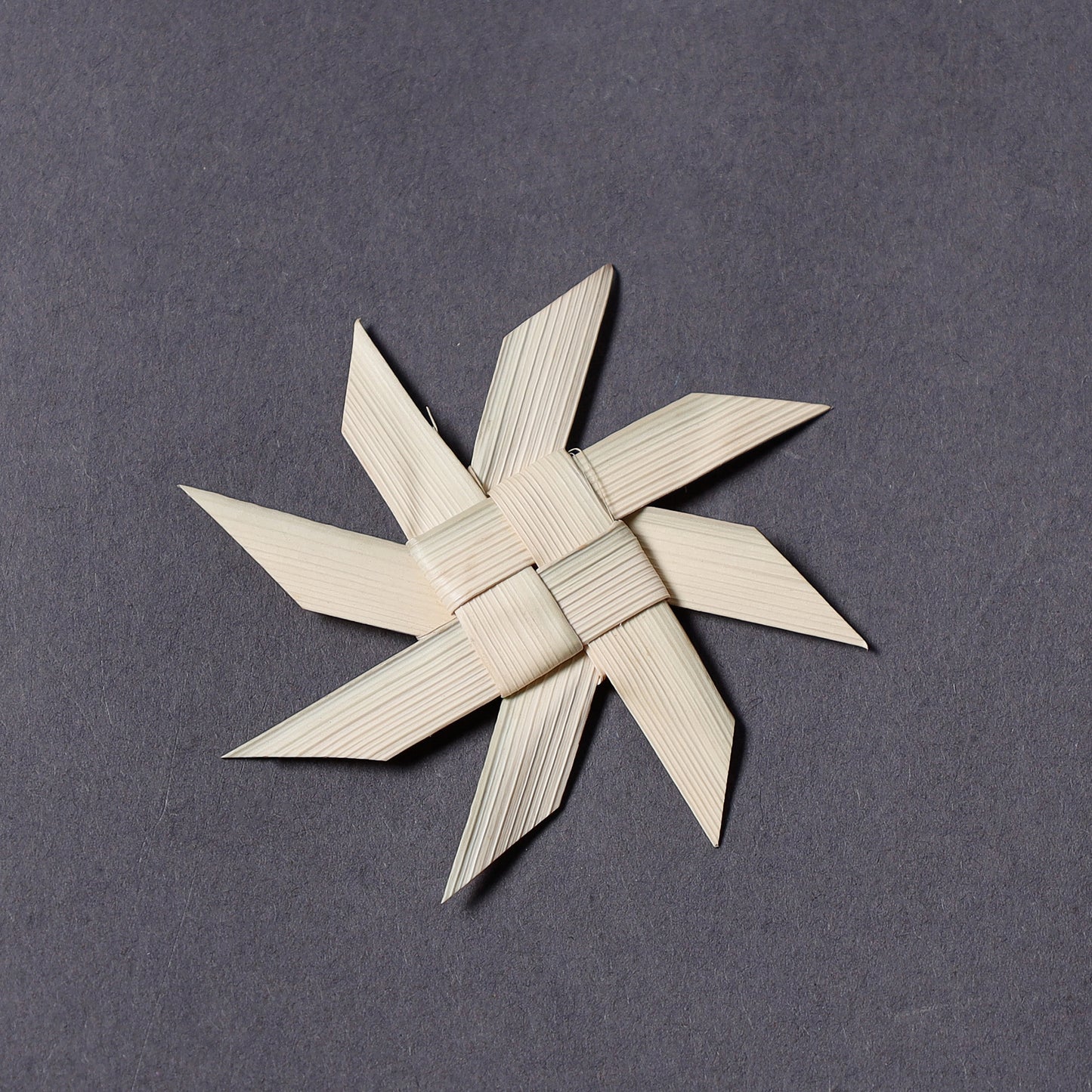 खजुरी Handmade Date-Palm Leaves Star Bookmark