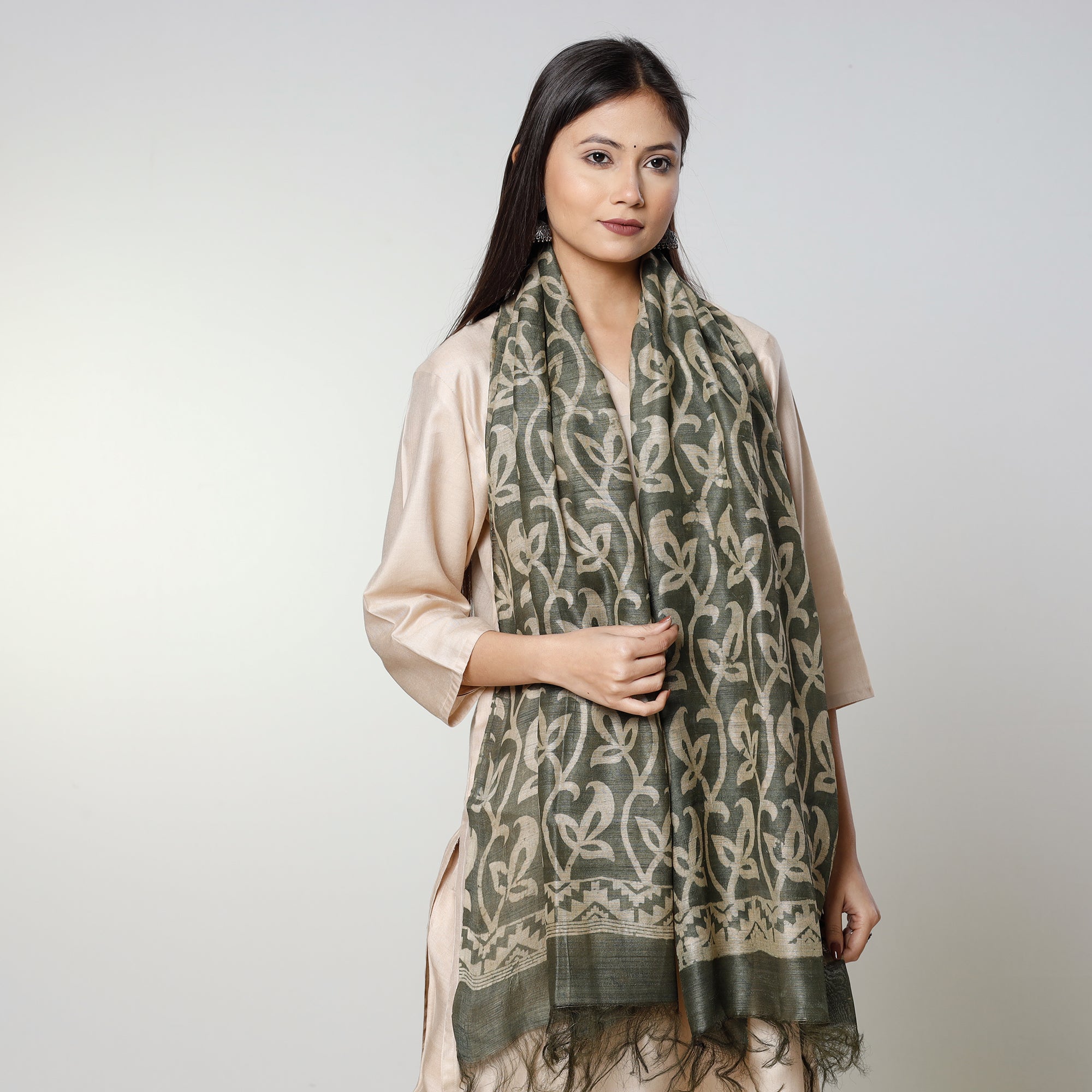 Buy Handloom Block Art Print Tussar Silk Bindaas Stole