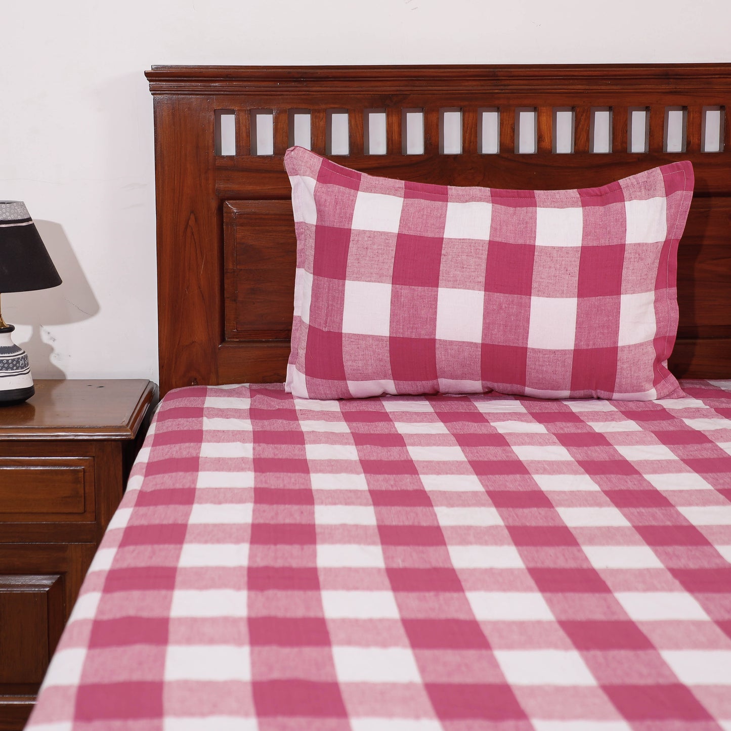 plain doubled bed cover set