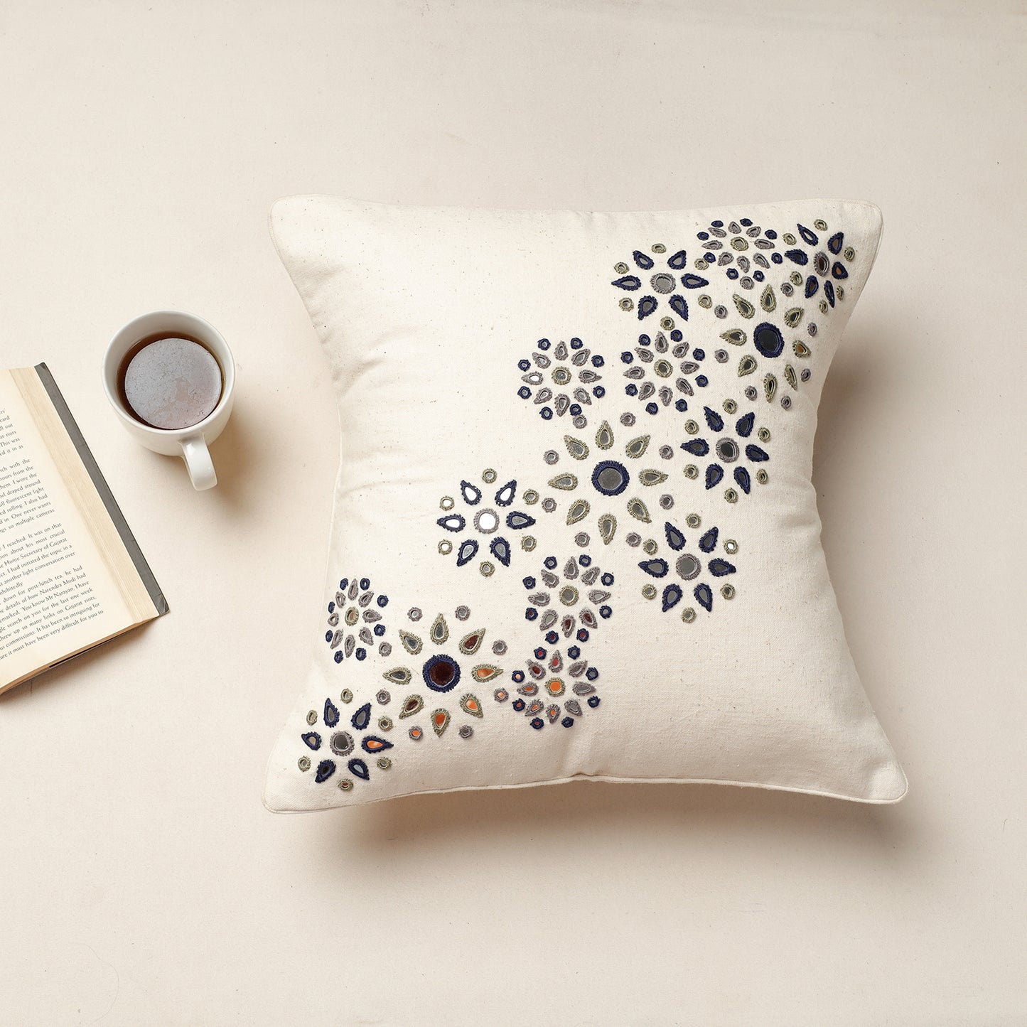 Embroidery Cotton Cushion Cover 