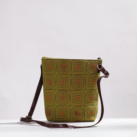 embroidery sling bag 