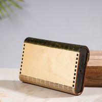 wooden clutch 