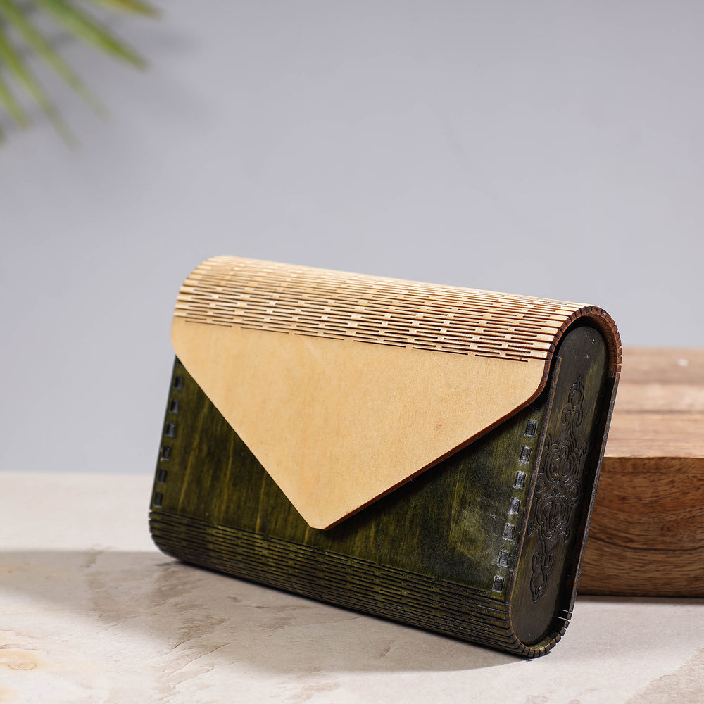 wooden clutch 