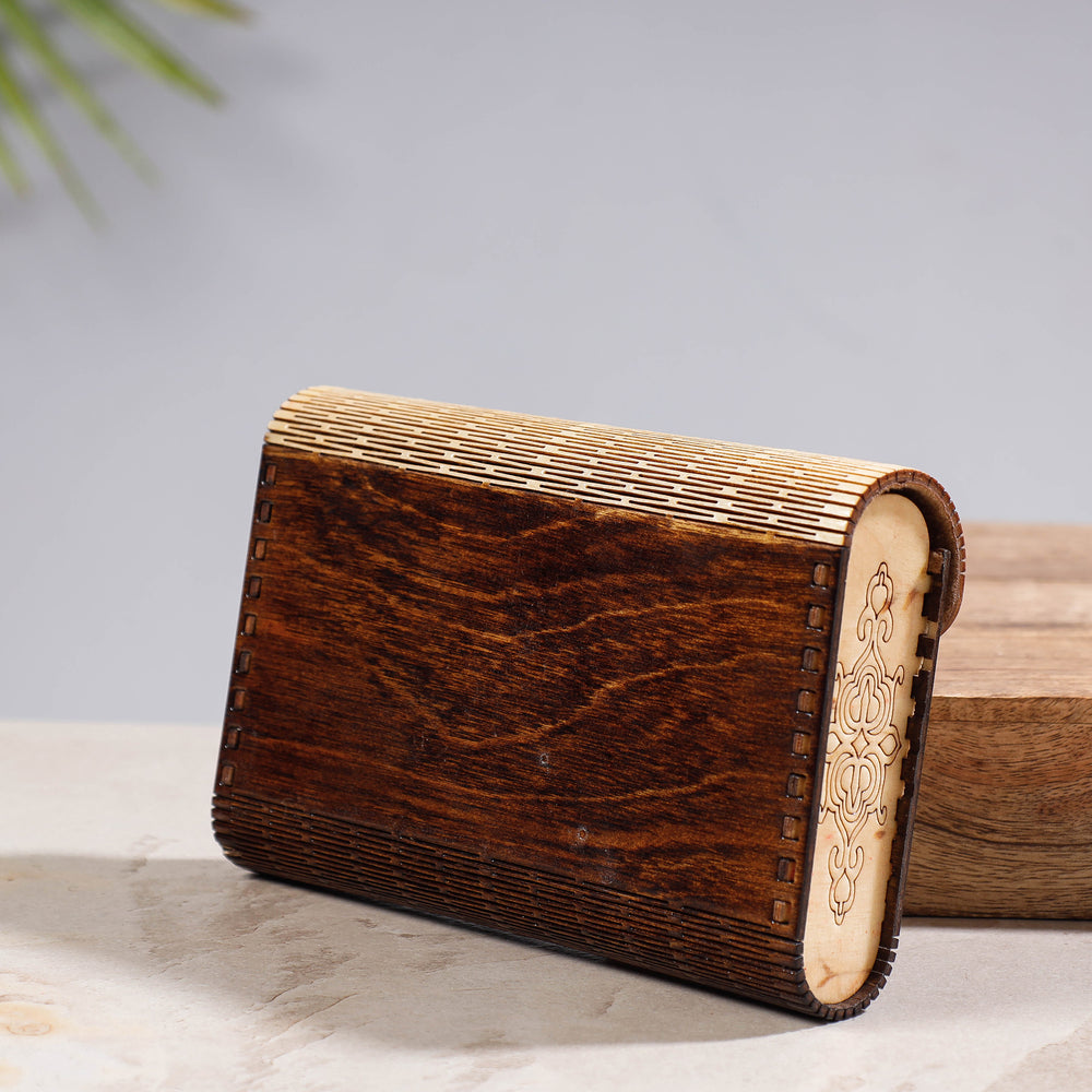 wooden clutch 