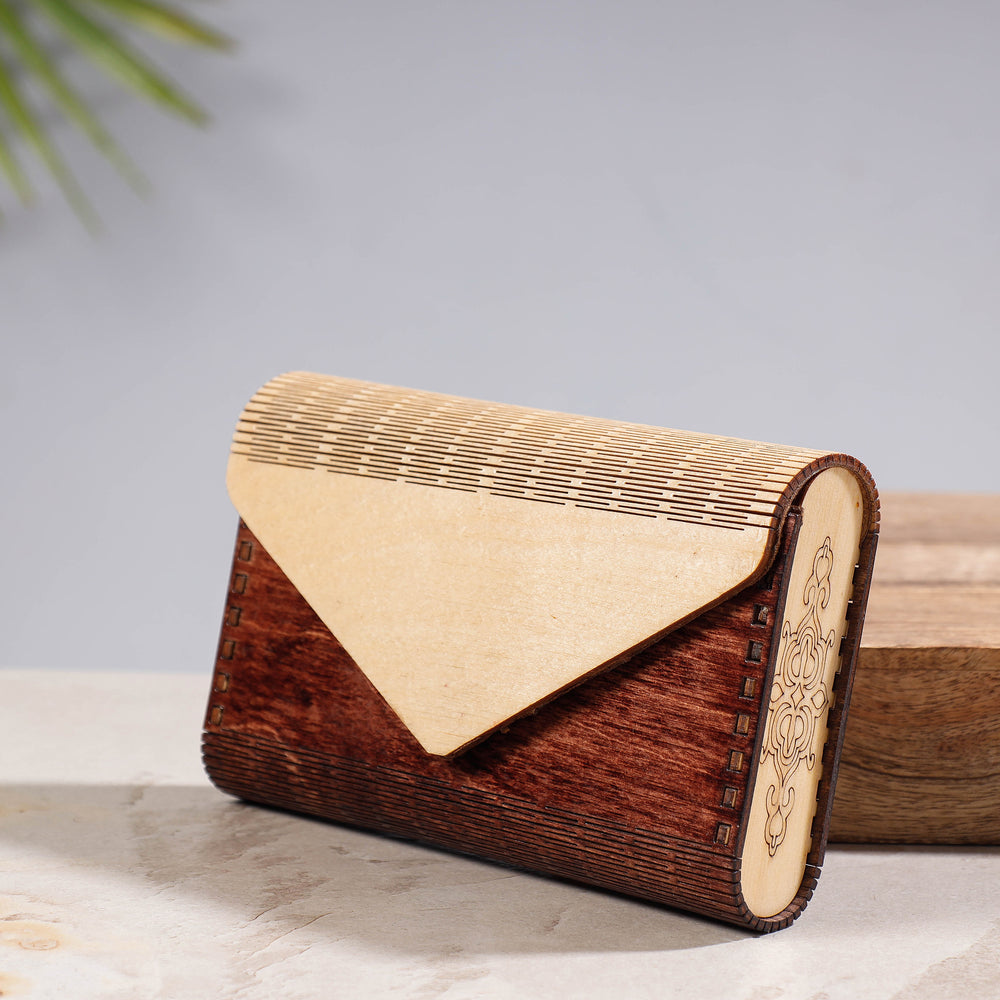 wooden clutch 