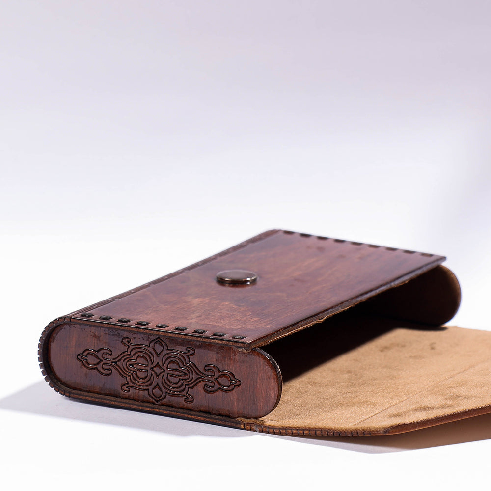 wooden clutch 