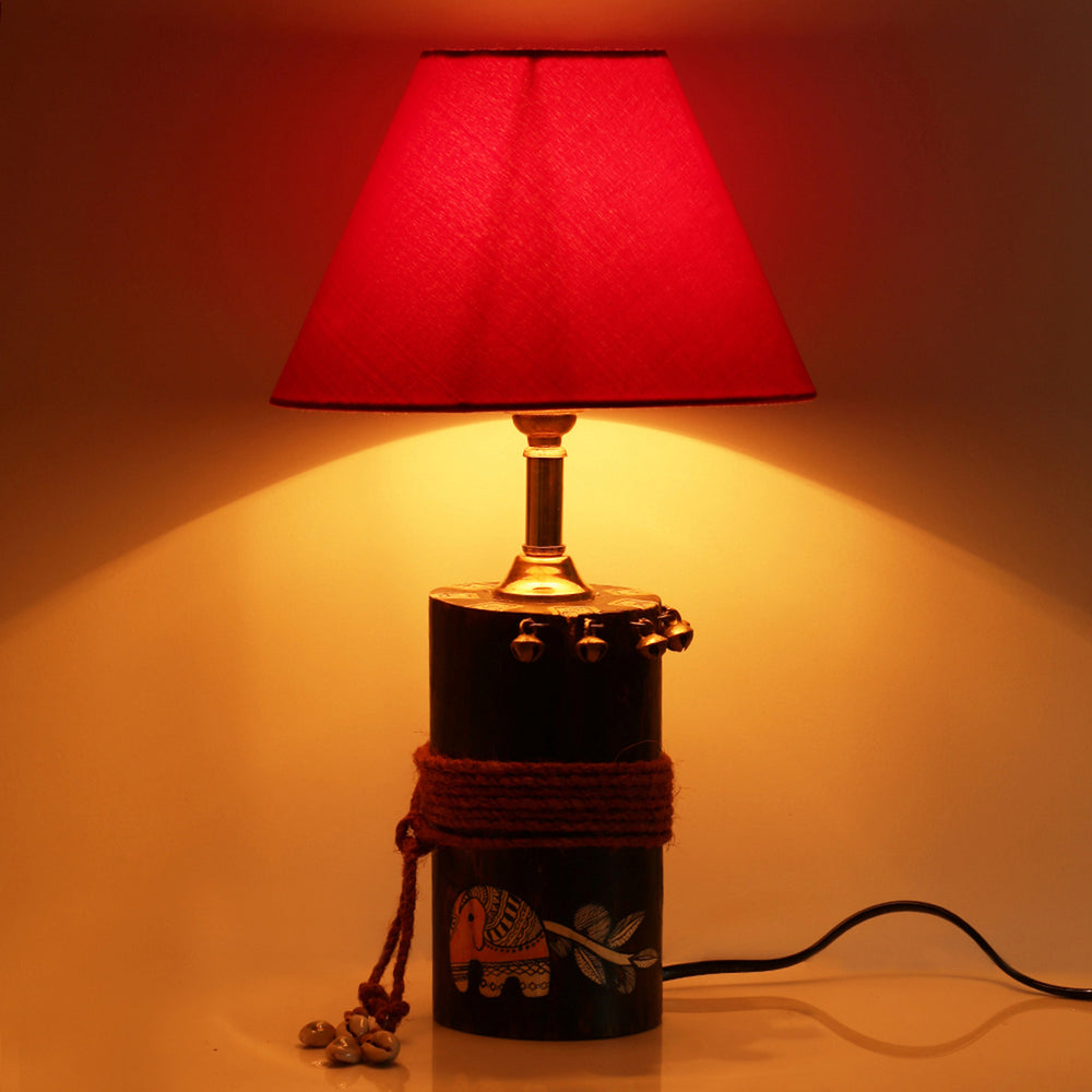 'The Red-Shade Log' Madhubani Handpainted Table Lamp In Wood