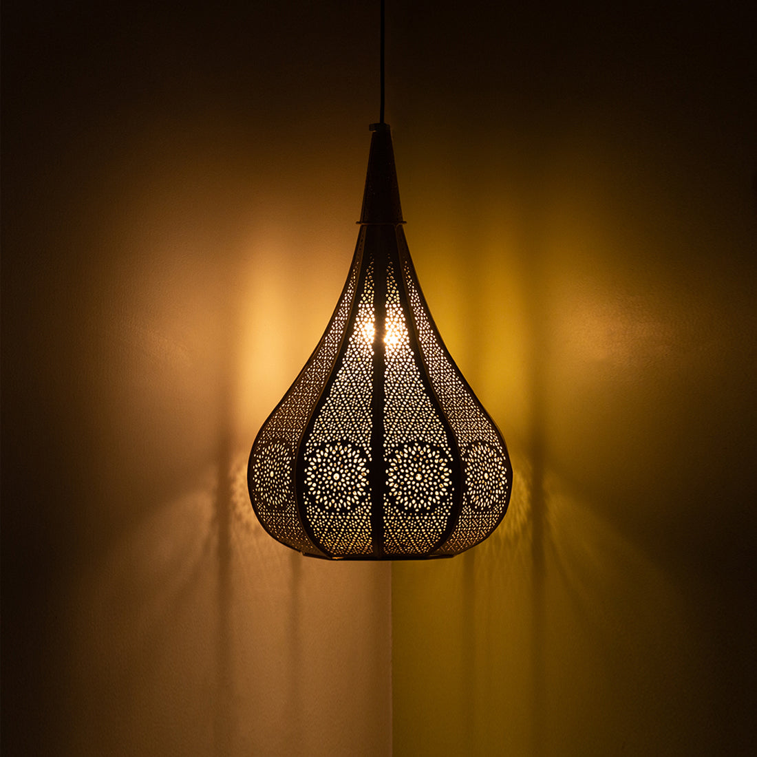 'Morrocan Flame' Hand-etched Pendant Lamp In Iron (13 Inch, Matte Finish)