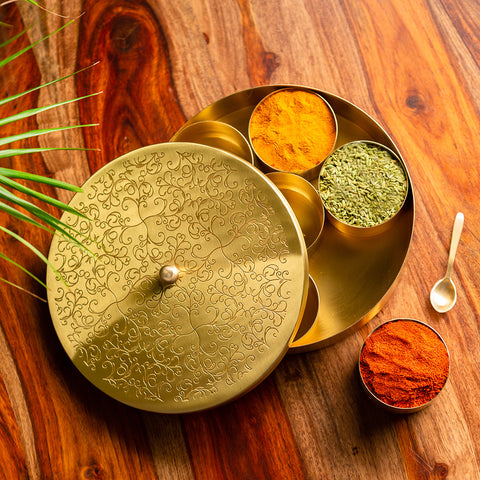 'Floral-Etched' Handcrafted Spice Box In Brass With Spoon (7 Containers, 40 ML)