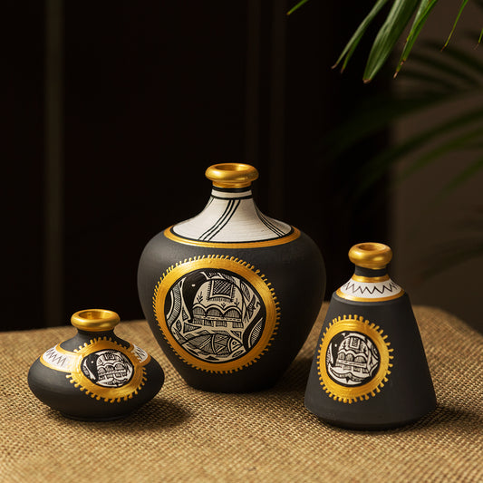 'Madhubani Jet Black Matkis' Handpainted Terracotta Vases (Set of 3)