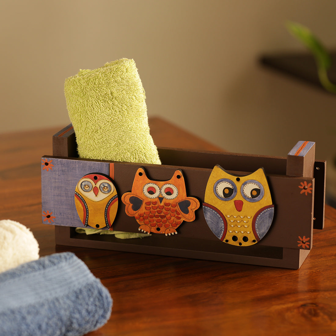 'Triple Owl Motifs' Pine Wood Towel Holder (Upto 3 Towels)