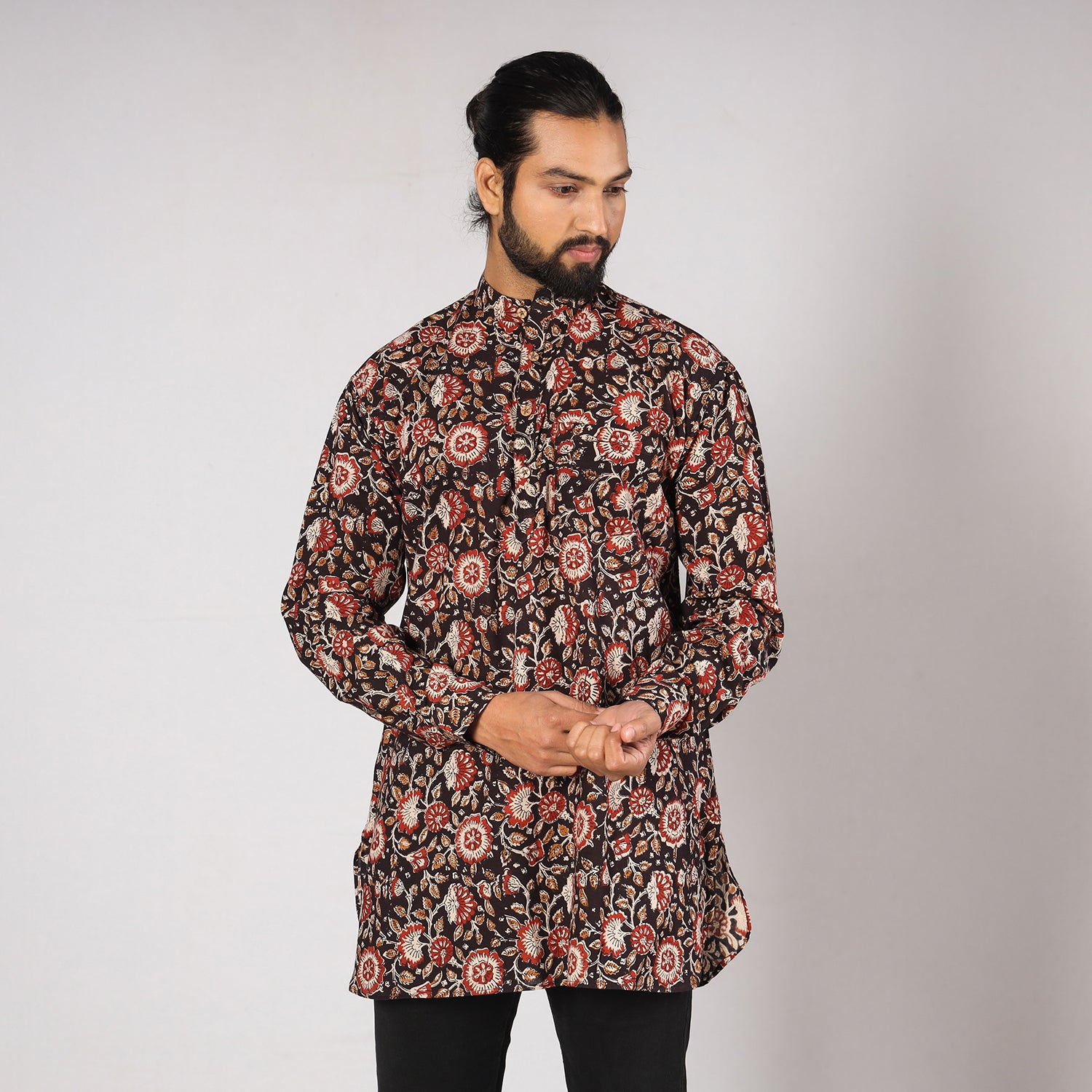 Buy Bagru Block Printed Cotton Men Short Kurta 10 Online at iTokri.com
