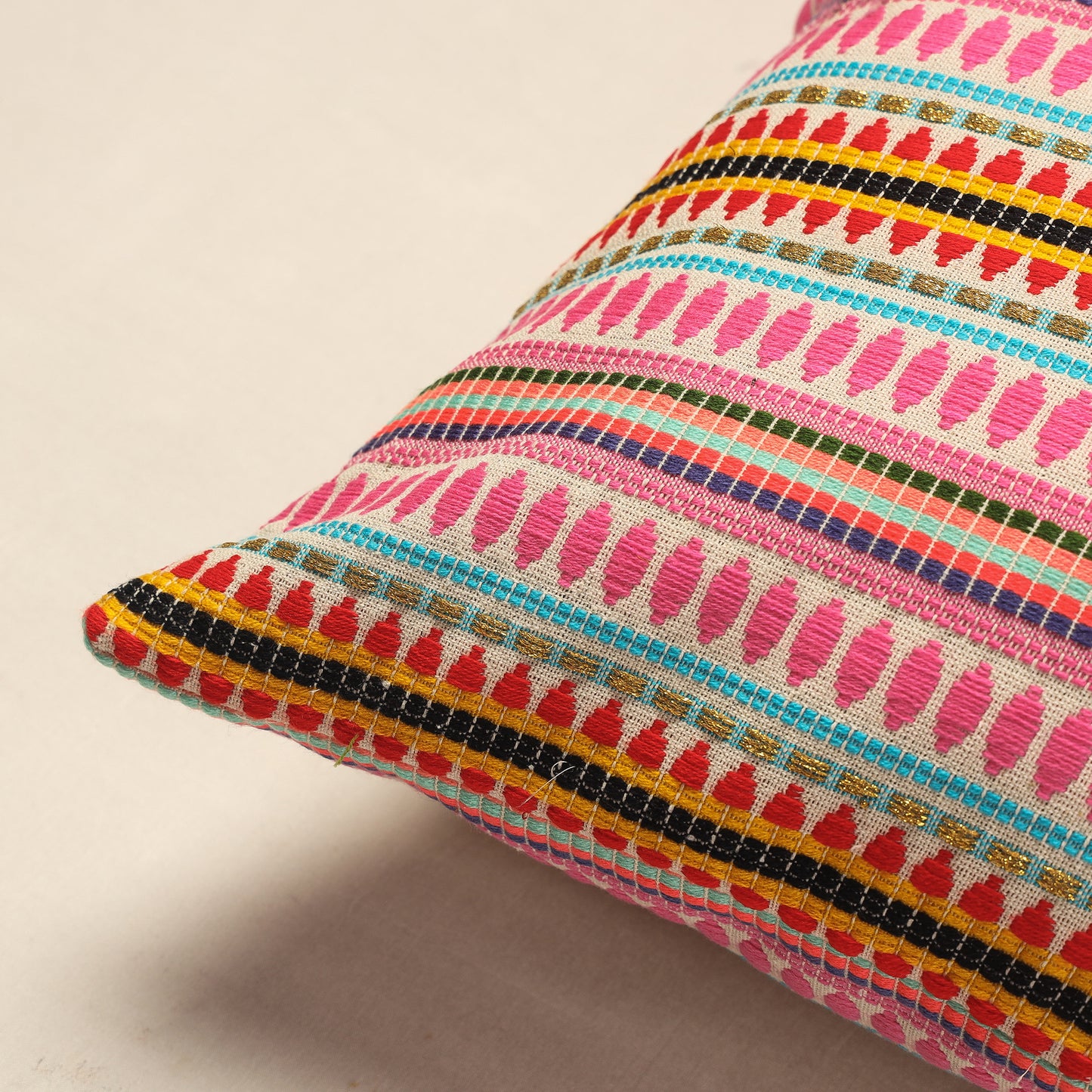 Multicolor - Multicolour Abstract Cotton Jacquard Cushion Cover (24 x 24 in)