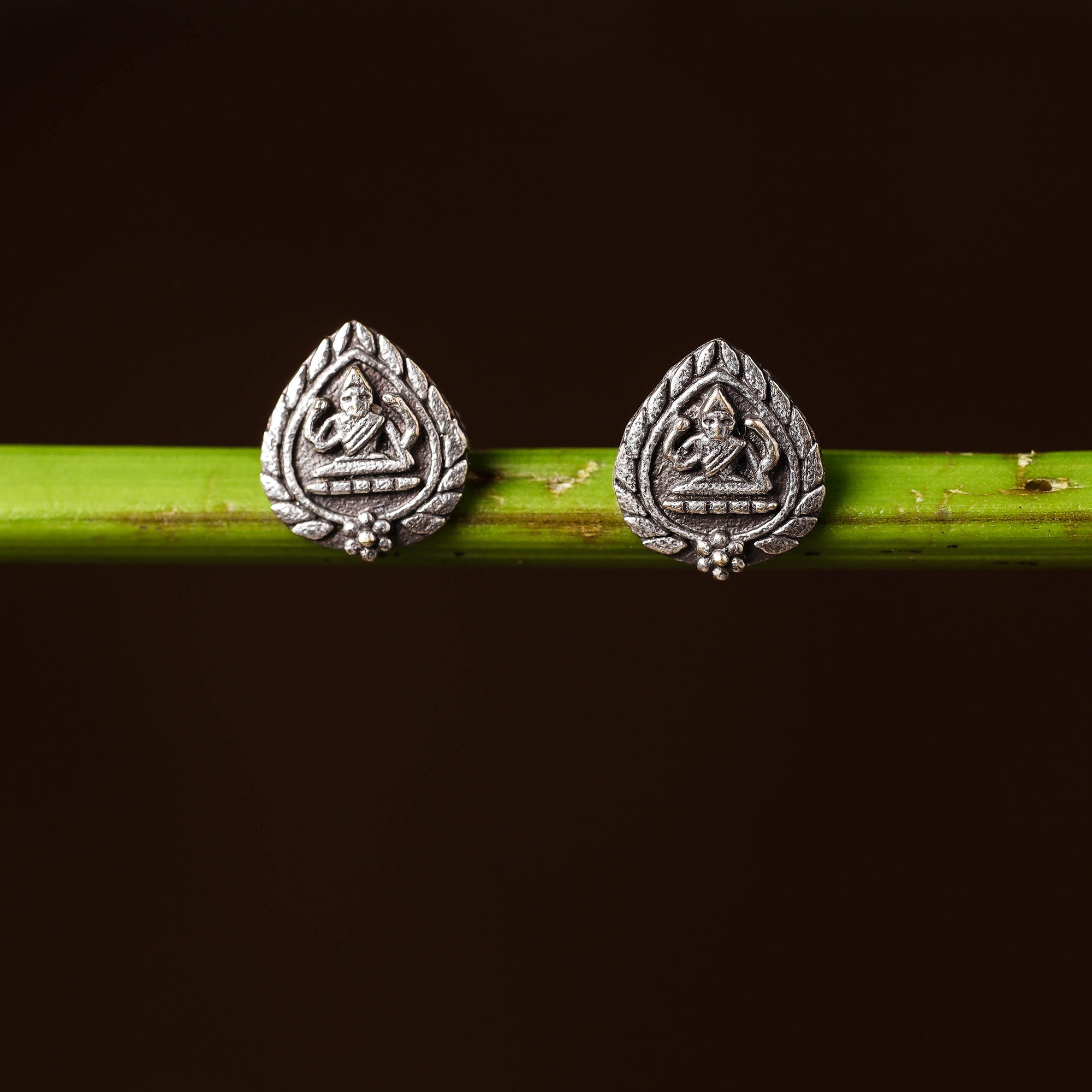  Antique Silver Finish Oxidised Brass Base Stud Earrings 